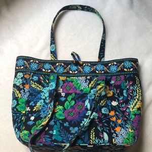 Vera Bradley Women Tote Bag Bundle